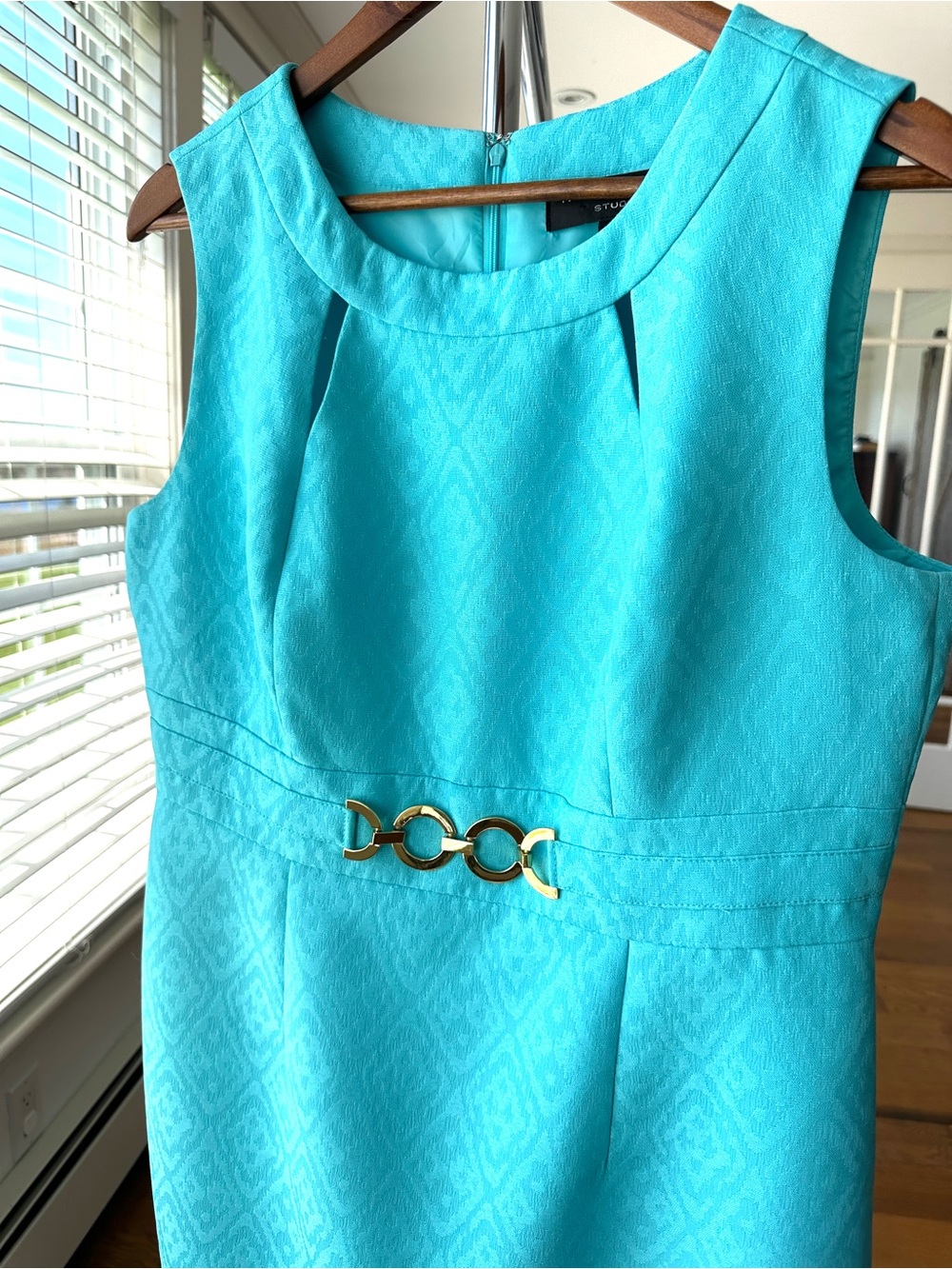 Tahari-Levine Aqua Dress with Gold Accent, Fitted, Sleeveless, Midi Length